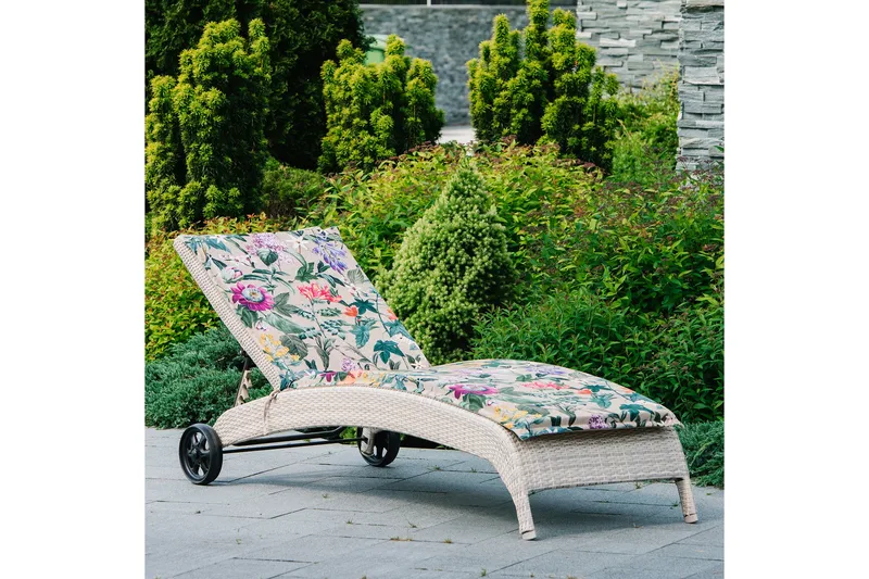 Solstol WICKER 73x196x99cm färg: beige - Beige - Utemöbler - Utestol & trädgårdsstol - Solstolar