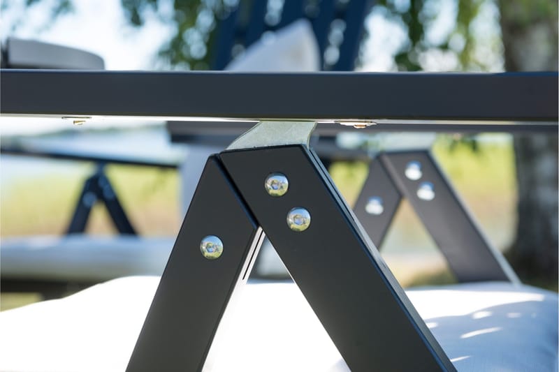 Läckö PositionsUtefåtölj Grå - Hillerstorp - Utemöbler - Utestol & trädgårdsstol - Utefåtölj & loungefåtölj