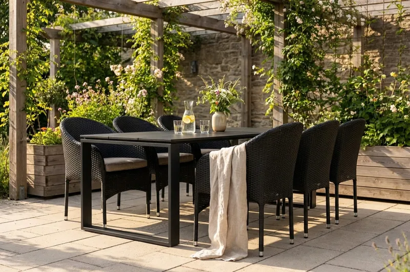 Devon utomhus matgrupp 210x100 cm med 6 Thor fåtöljer - Svart - Utemöbler - Utegrupp - Matgrupp utomhus