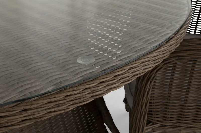 Marcus Matgrupp 140 Rund + 4 Fåtöljer m Dyna - Natur - Utemöbler - Utegrupp - Matgrupp utomhus