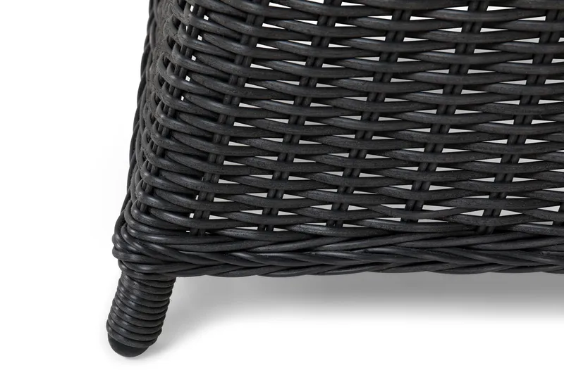 Marcus Matgrupp 140 Rund + 4 Fåtöljer m Dyna - Svart - Utemöbler - Utegrupp - Matgrupp utomhus