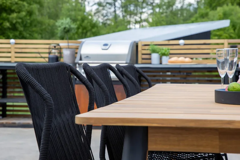 Julian Matgrupp 210cm + 6 Matstolar Svart/Brun - Svart/Brun - Utemöbler - Utegrupp - Matgrupp utomhus