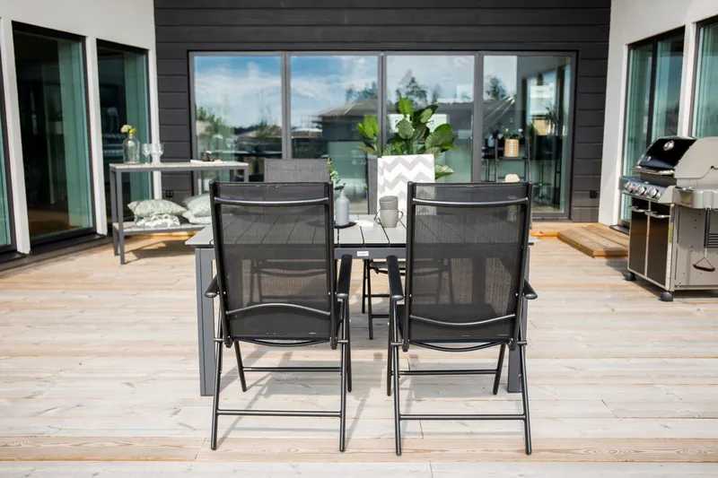 Levels Förlängningsbar Matgrupp Utomhus 160cm + 4 Break Stolar - Svart/Grå - Utemöbler - Utegrupp - Matgrupp utomhus