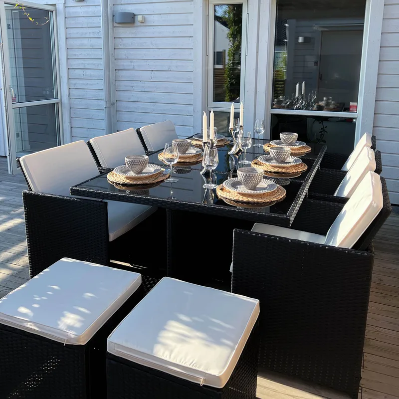 Matgrupp utemöbler | 10 sittplatser | Konstrotting | Lyfco Skärhamn - Utemöbler - Utegrupp - Matgrupp utomhus