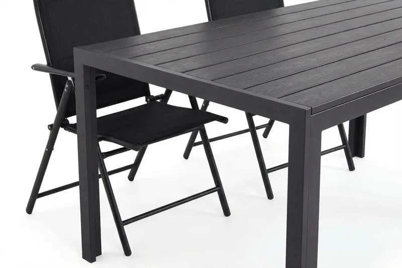 Siri Matgrupp utomhus 150 cm med 4 Maggie Vadderad Fällbar Positionsstol - Utemöbler - Utegrupp - Matgrupp utomhus