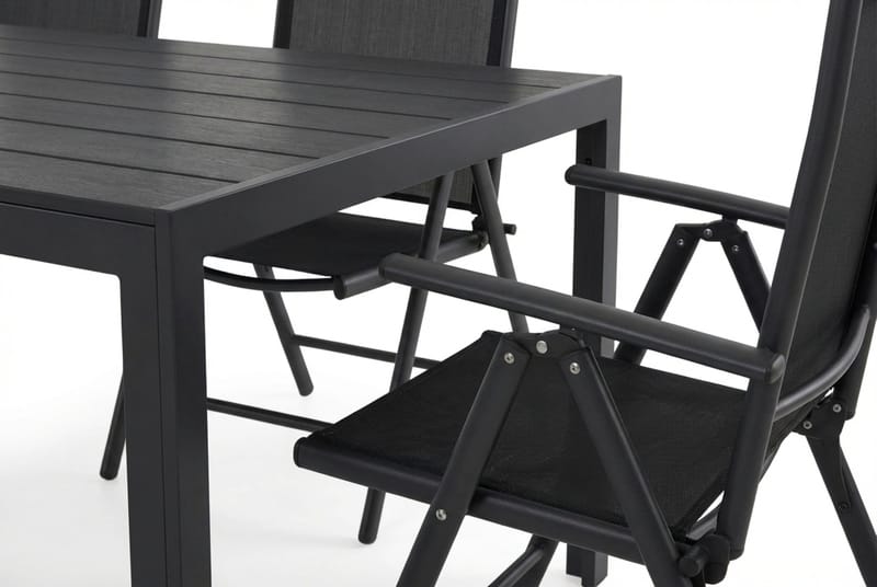 Siri Matgrupp utomhus 150 cm med 4 Maggie Positionsstolar - Utemöbler - Utegrupp - Matgrupp utomhus