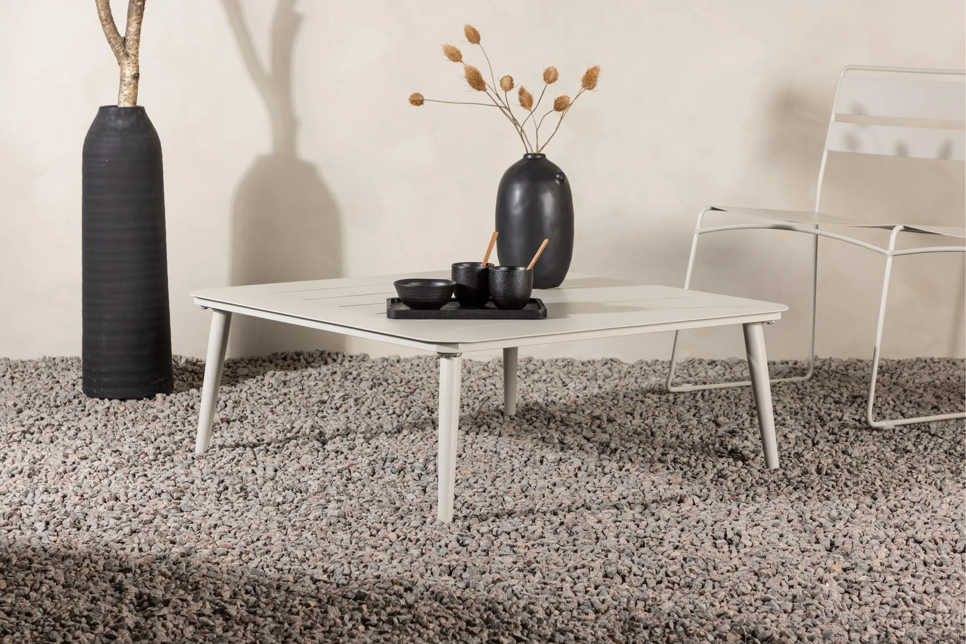 Alternativ bild 1 för Venture Design, Lina soffbord 90x90 cm Beige